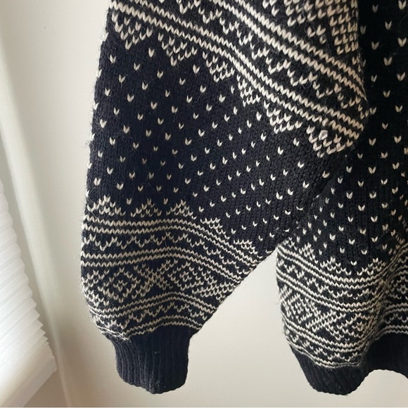 Vintage Norwegian 100% Wool Knit Cardigan Sweater Norway Fair Isle Scandinavian - Picture 9 of 9